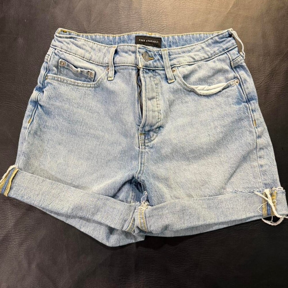 Free Assembly Women's Blue Shorts